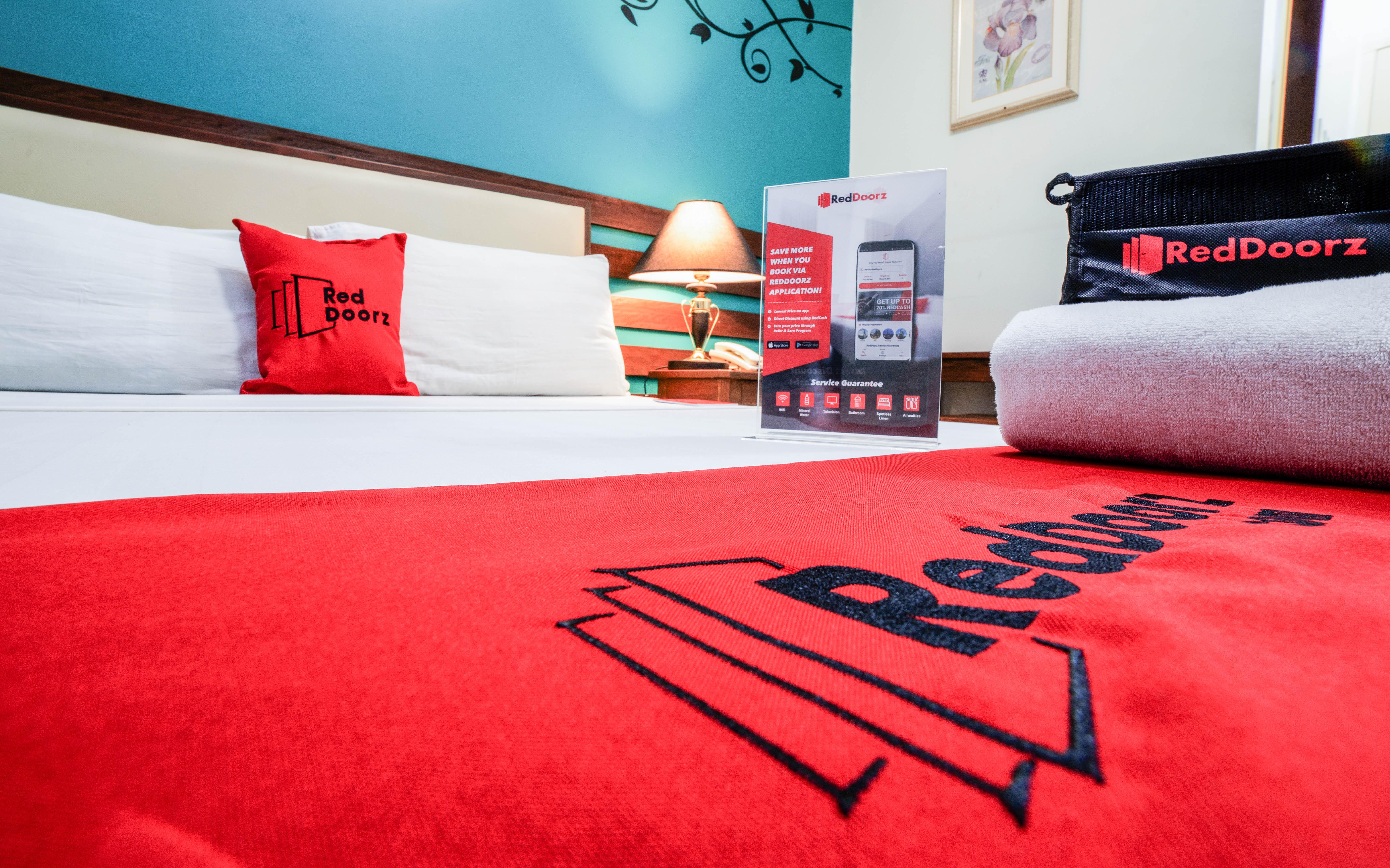 Reddoorz Plus Near Rizal Junction Puerto Princesa Kültér fotó