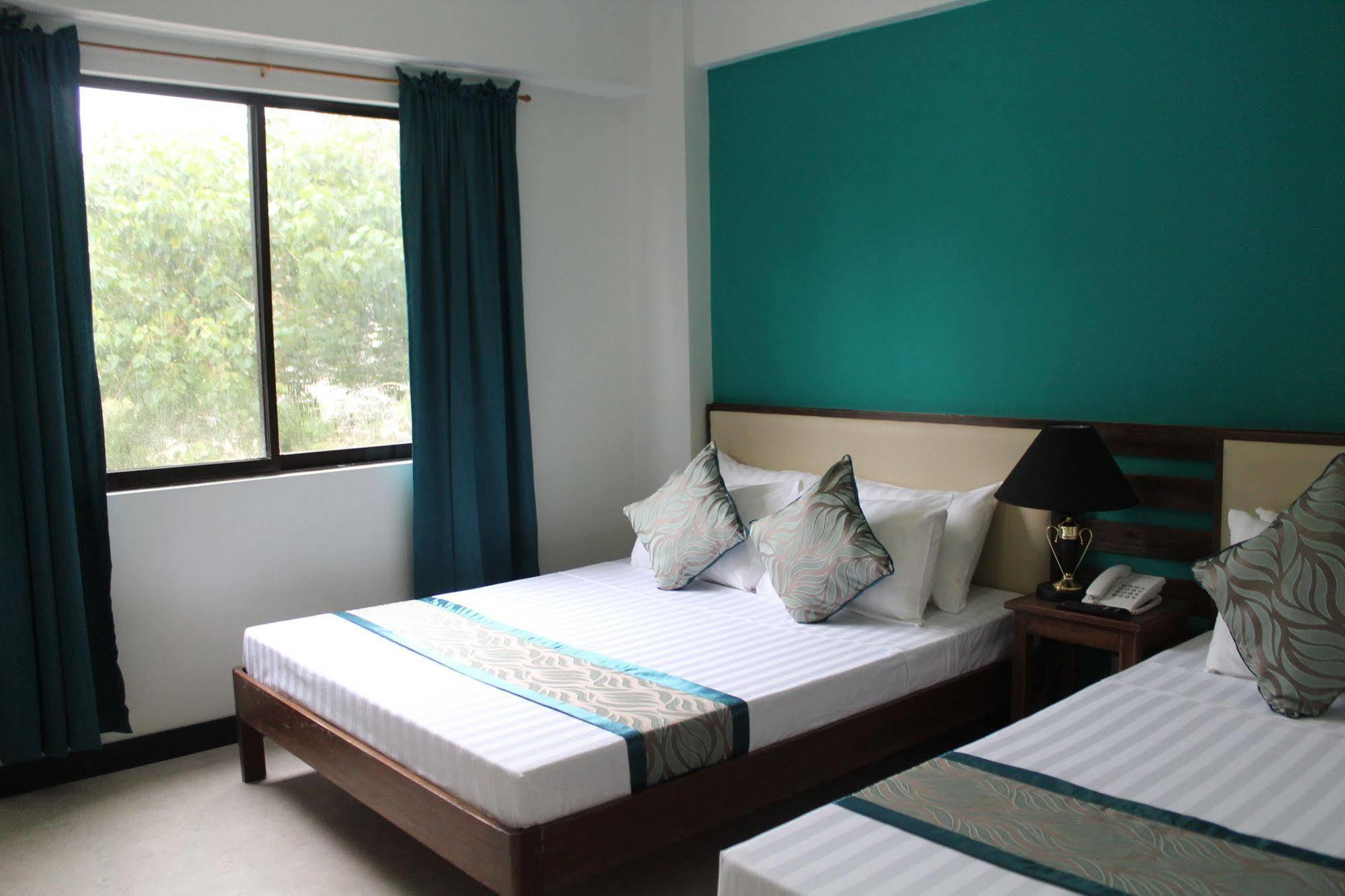 Reddoorz Plus Near Rizal Junction Puerto Princesa Kültér fotó