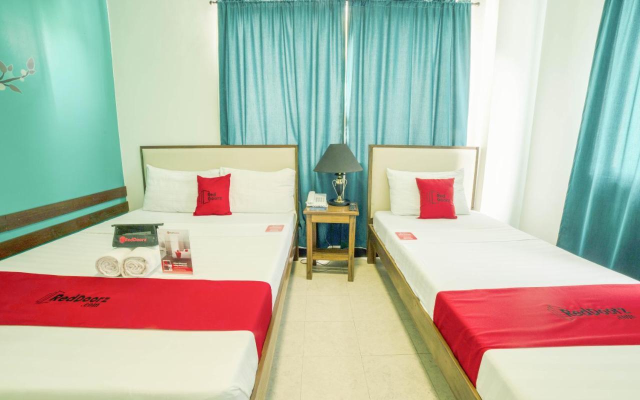 Reddoorz Plus Near Rizal Junction Puerto Princesa Kültér fotó